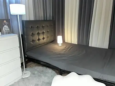 Blaire Samantha online show from 11, 11, 2025