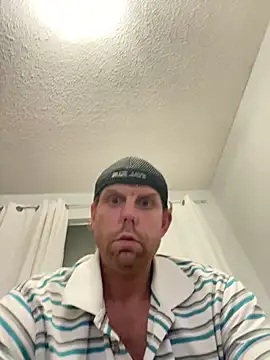 CouplesFuckToy69 online show from 28, 10, 2025