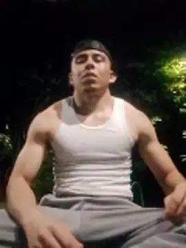 Eross Santy online show from 5, 2, 2026