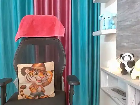 Your candy 47 online show from 28, 4, 2026