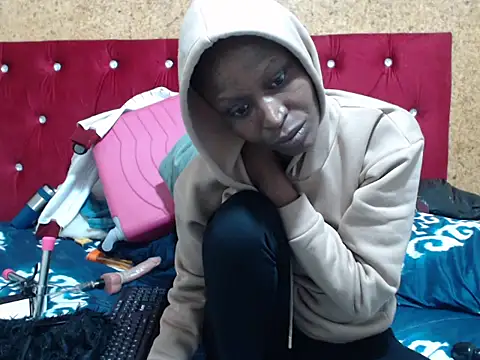 Snapshot of SexyBootie chatting on 4, 7, 2026 SexyBootie online show from 4, 7, 2026