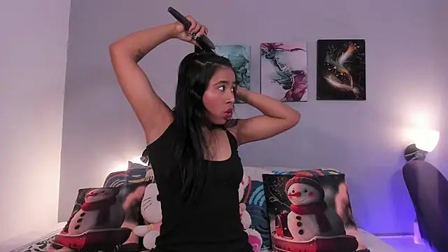 SophieW1 online show from 12, 11, 2025