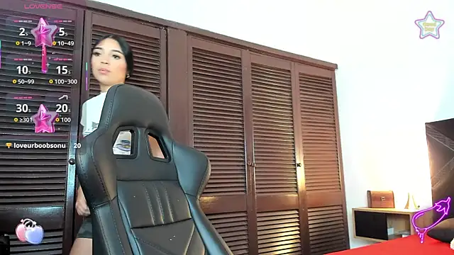Snapshot of iamCharlotte19 chatting on 13, 6, 2026 iamCharlotte19 online show from 13, 6, 2026