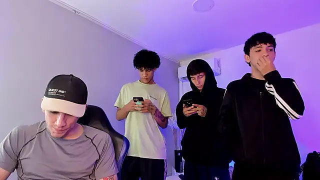 Handsomeboyss19 online show from 12, 6, 2026