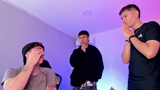 Handsomeboyss19 online show from 16, 6, 2026