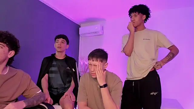 Handsomeboyss19 online show from 3, 7, 2026