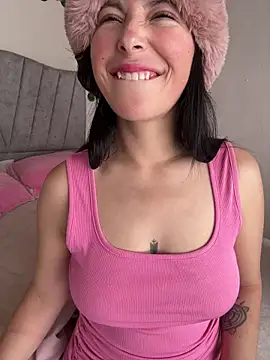 Mia salinass online show from 20, 2, 2026