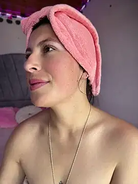 Snapshot of Mia_salinass chatting on 22, 5, 2026 Mia salinass online show from 22, 5, 2026