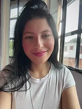 Snapshot of Mia_salinass chatting on 27, 5, 2026 Mia salinass online show from 27, 5, 2026