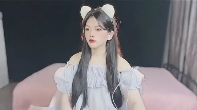 Sparkly Candy online show from 17, 9, 2025