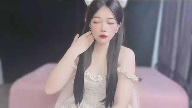 Sparkly Candy online show from 18, 9, 2025