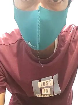 Snapshot of GirlsCrush_ chatting on 19, 9, 2025 GirlsCrush  online show from 19, 9, 2025