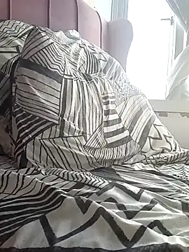 HappygalTheQueen online show from 11, 2, 2026