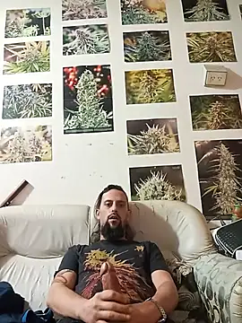 Snapshot of urugauchito chatting on 4, 8, 2026 urugauchito online show from 4, 8, 2026