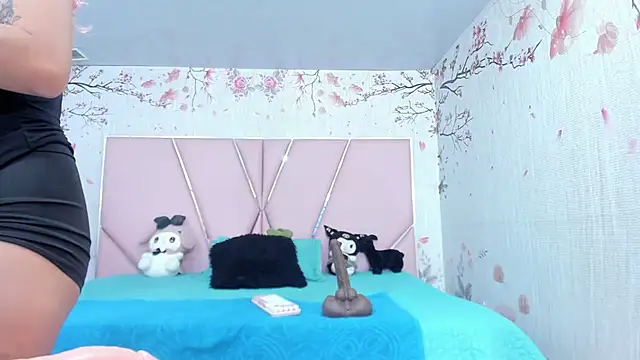 SafiroAgataaa online show from 22, 4, 2026