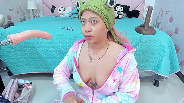 SafiroAgataaa online show from 24, 4, 2026