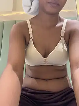 Snapshot of HeerStd chatting on 27, 10, 2025 HeerStd online show from 27, 10, 2025