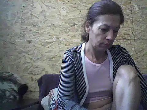 Snapshot of Milana38 chatting on 12, 9, 2025 Milana38 online show from 12, 9, 2025