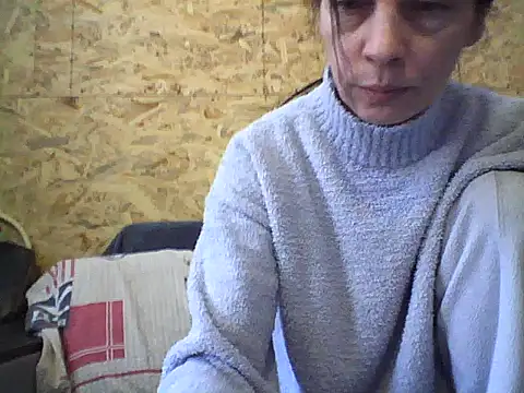 Snapshot of Milana38 chatting on 15, 10, 2025 Milana38 online show from 15, 10, 2025