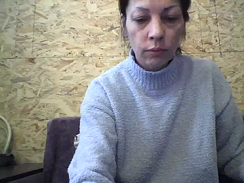 Snapshot of Milana38 chatting on 21, 10, 2025 Milana38 online show from 21, 10, 2025