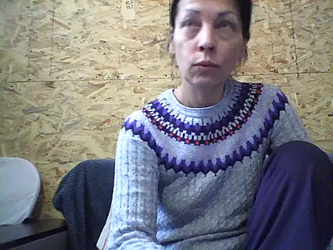 Snapshot of Milana38 chatting on 9, 11, 2025 Milana38 online show from 9, 11, 2025