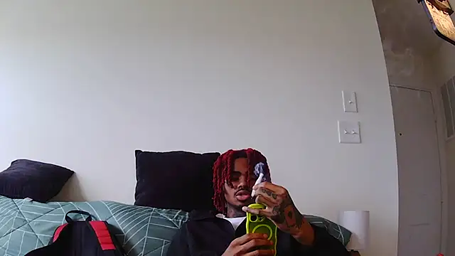 Snapshot of risktakinndolo chatting on 13, 9, 2025 risktakinndolo online show from 13, 9, 2025