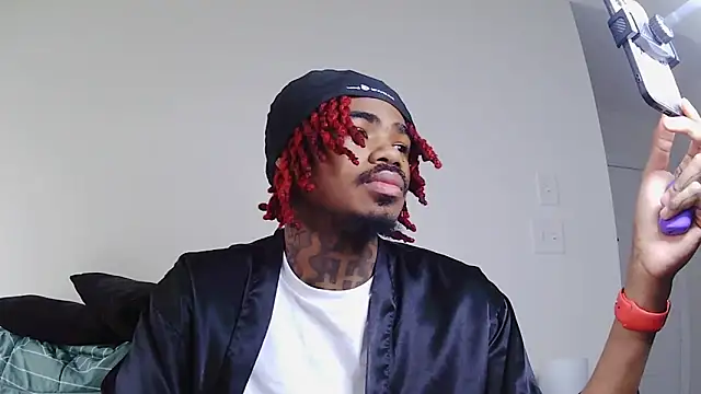 Snapshot of risktakinndolo chatting on 28, 9, 2025 risktakinndolo online show from 28, 9, 2025