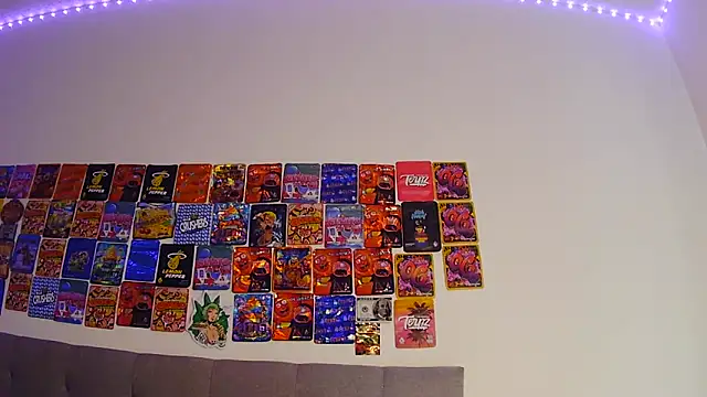 Snapshot of risktakinndolo chatting on 12, 10, 2025 risktakinndolo online show from 12, 10, 2025