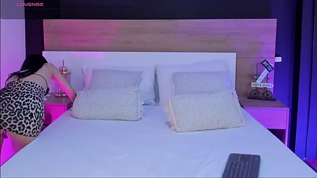 Snapshot of MiaTaylorSweet chatting on 18, 1, 2026 MiaTaylorSweet online show from 18, 1, 2026