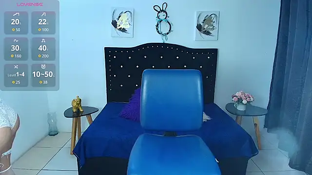 Snapshot of SammySmall_F_w chatting on 20, 11, 2025 SammySmall F w online show from 20, 11, 2025