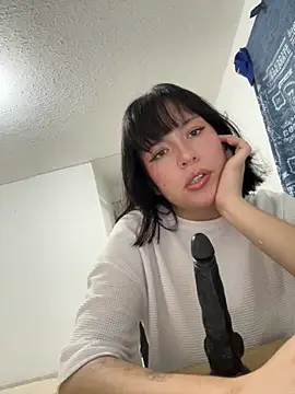 Snapshot of aliciia_23 chatting on 26, 9, 2025 aliciia 23 online show from 26, 9, 2025