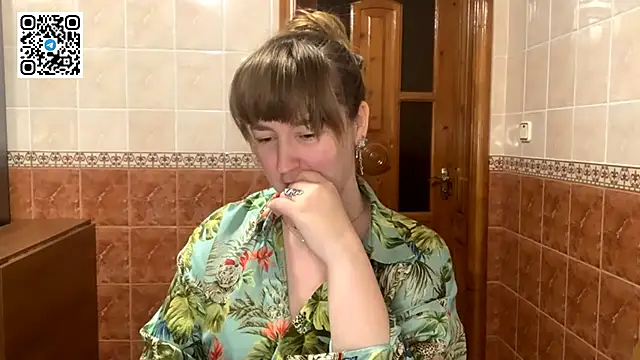 MaroonMoon  online show from 10, 11, 2025