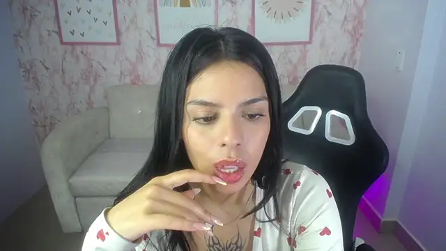 Channel Garcia ch1 online show from 4, 3, 2026