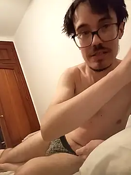 Snapshot of oscartres chatting on 22, 9, 2025 oscartres online show from 22, 9, 2025