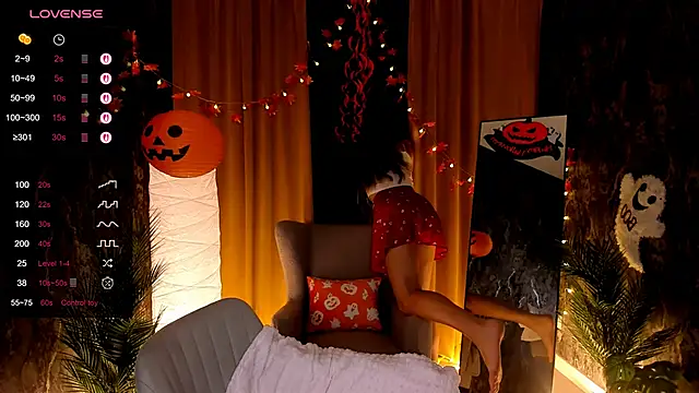 Snapshot of amy_cute_cat chatting on 23, 10, 2025 amy cute cat online show from 23, 10, 2025