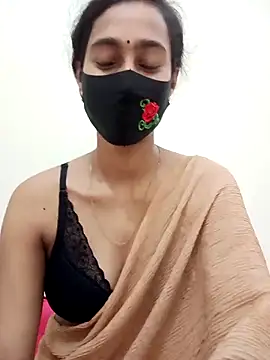 Snapshot of Softecho-03 chatting on 13, 10, 2025 Softecho-03 online show from 13, 10, 2025