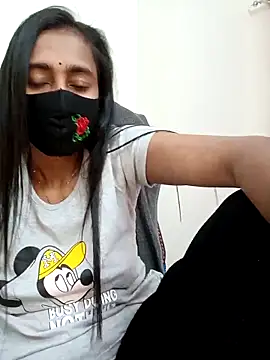 Snapshot of Softecho-03 chatting on 18, 11, 2025 Softecho-03 online show from 18, 11, 2025