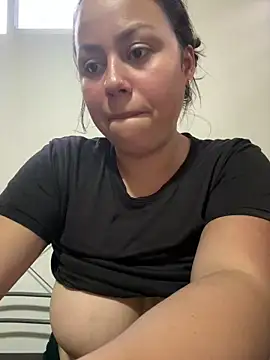 camila-titis online show from 7, 4, 2026