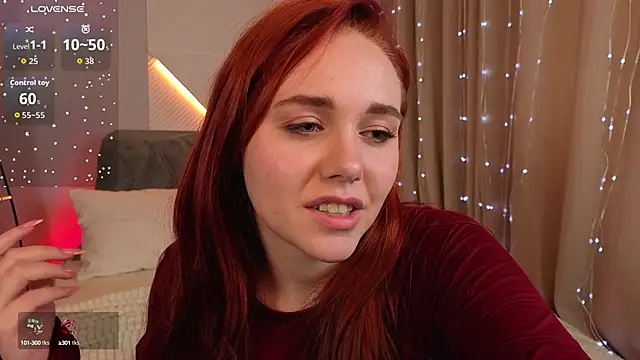 PollyVinice online show from 4, 10, 2025