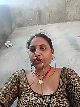 Snapshot of Sandhya_x chatting on 7, 10, 2025 Sandhya x online show from 7, 10, 2025