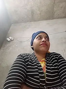 Snapshot of Sandhya_x chatting on 15, 11, 2025 Sandhya x online show from 15, 11, 2025