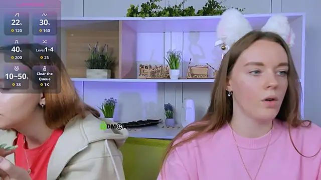 mila glow1 online show from 10, 10, 2025