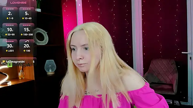 mila glow1 online show from 15, 12, 2025