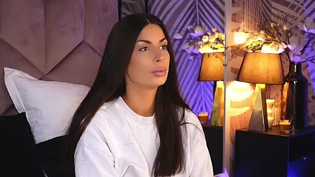 EvaRhea online show from 10, 11, 2025