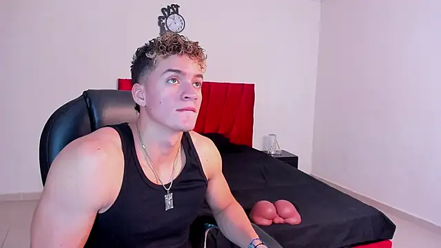 Snapshot of paull_george chatting on 9, 9, 2025 paull george online show from 9, 9, 2025