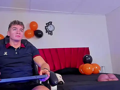 Snapshot of paull_george chatting on 11, 10, 2025 paull george online show from 11, 10, 2025