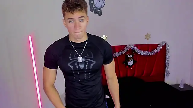 Snapshot of paull_george chatting on 13, 11, 2025 paull george online show from 13, 11, 2025