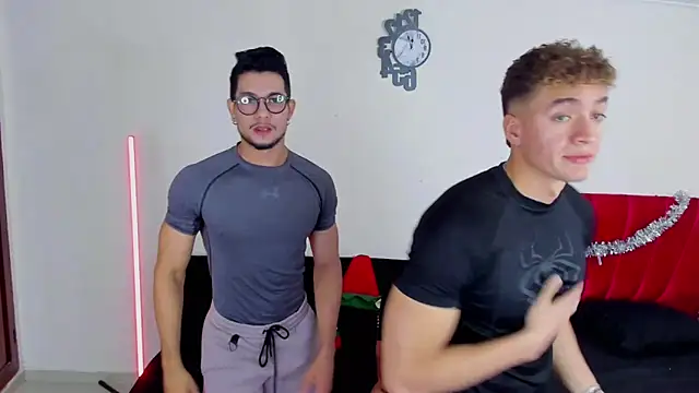 Snapshot of paull_george chatting on 15, 11, 2025 paull george online show from 15, 11, 2025