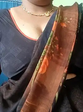 Snapshot of Geetha227 chatting on 12, 9, 2025 Geetha227 online show from 12, 9, 2025