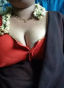 Snapshot of Geetha227 chatting on 23, 9, 2025 Geetha227 online show from 23, 9, 2025